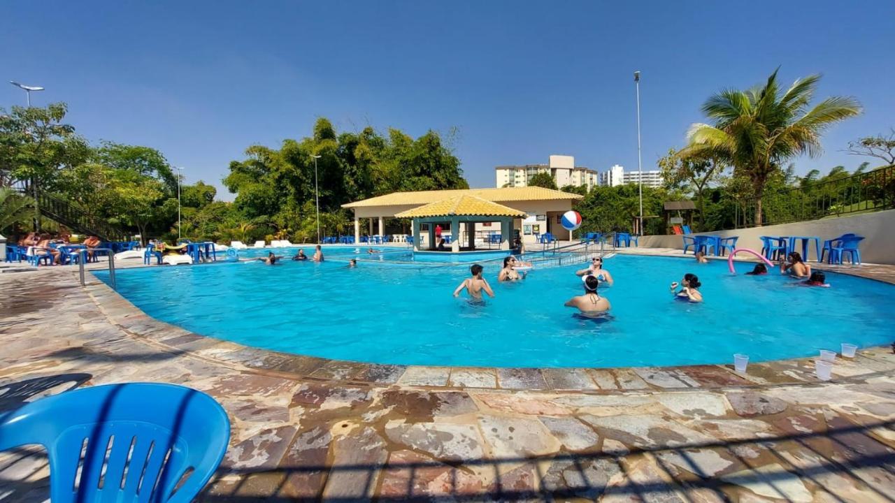 Aparthotel Golden Dolphin Express à Caldas Novas Extérieur photo